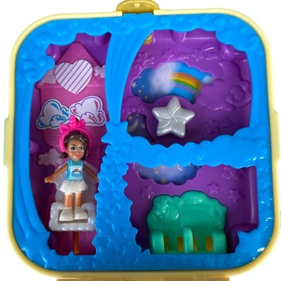 MATTEL Polly Pocket Unicorn Utopia Playset with Girl Crown Unicorn - Picture 3 of 6